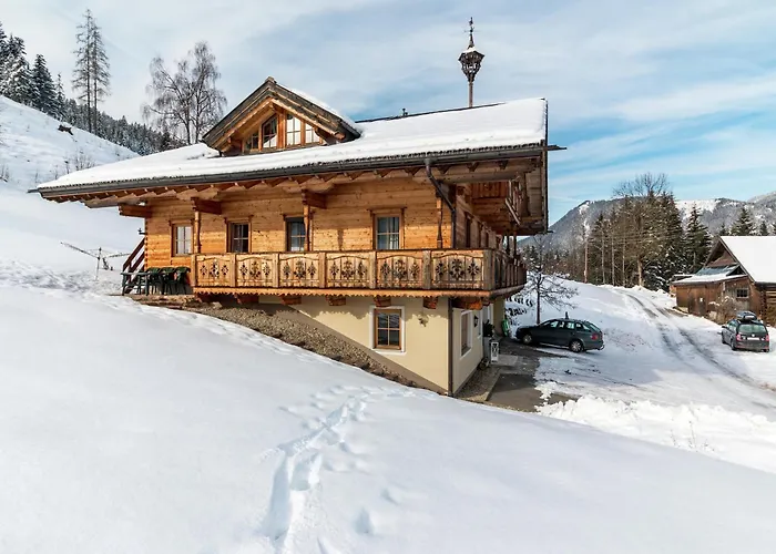 Mansion In Eben Near Salzburger Sportwelt *